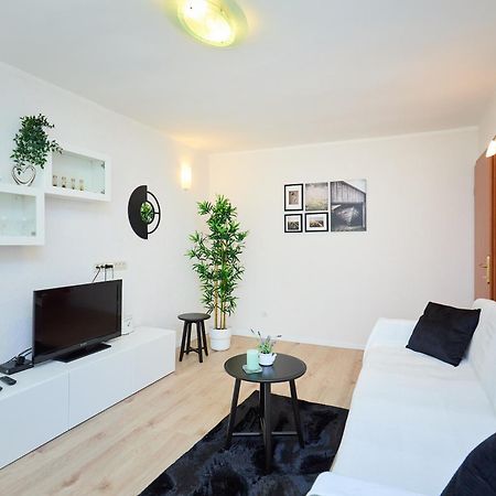 Apartment Promenada- 4Pax With Parking Dubrovnik Exterior foto